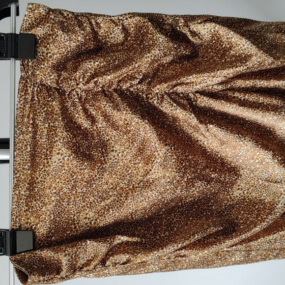 Skirt with Slit - Picture 2 of 10